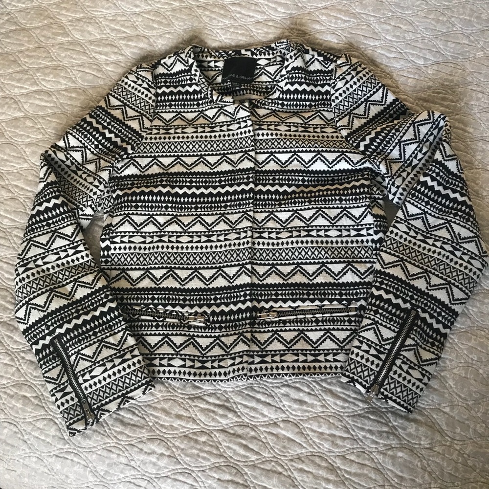 Small: Tribal Blazer with Zipper Details